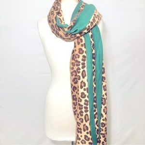 NWT 14th & Union Cheetah Print Scarf, Cheetah Print and Green Striped